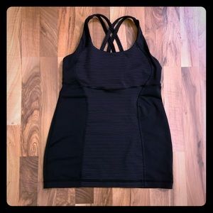 Lululemon top